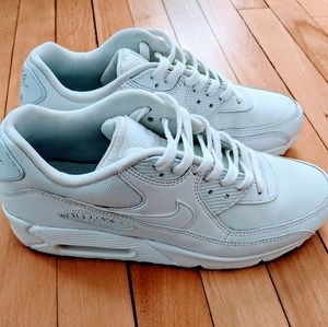 Nike Air Max 90 Essential - white size 8.5